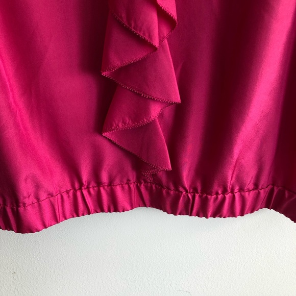 Banana Republic sleeveless top. Size small. 100% silk - Picture 4 of 7